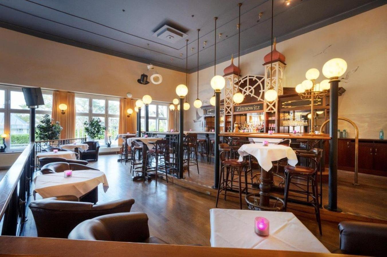 Strandhotel Luise Von Preussen ツィノヴィッツ エクステリア 写真